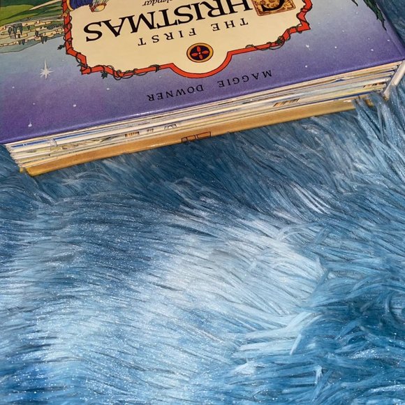 The First Christmas: An Advent Calendar to Treasure, by Maggie Downer - Picture 5 of 8